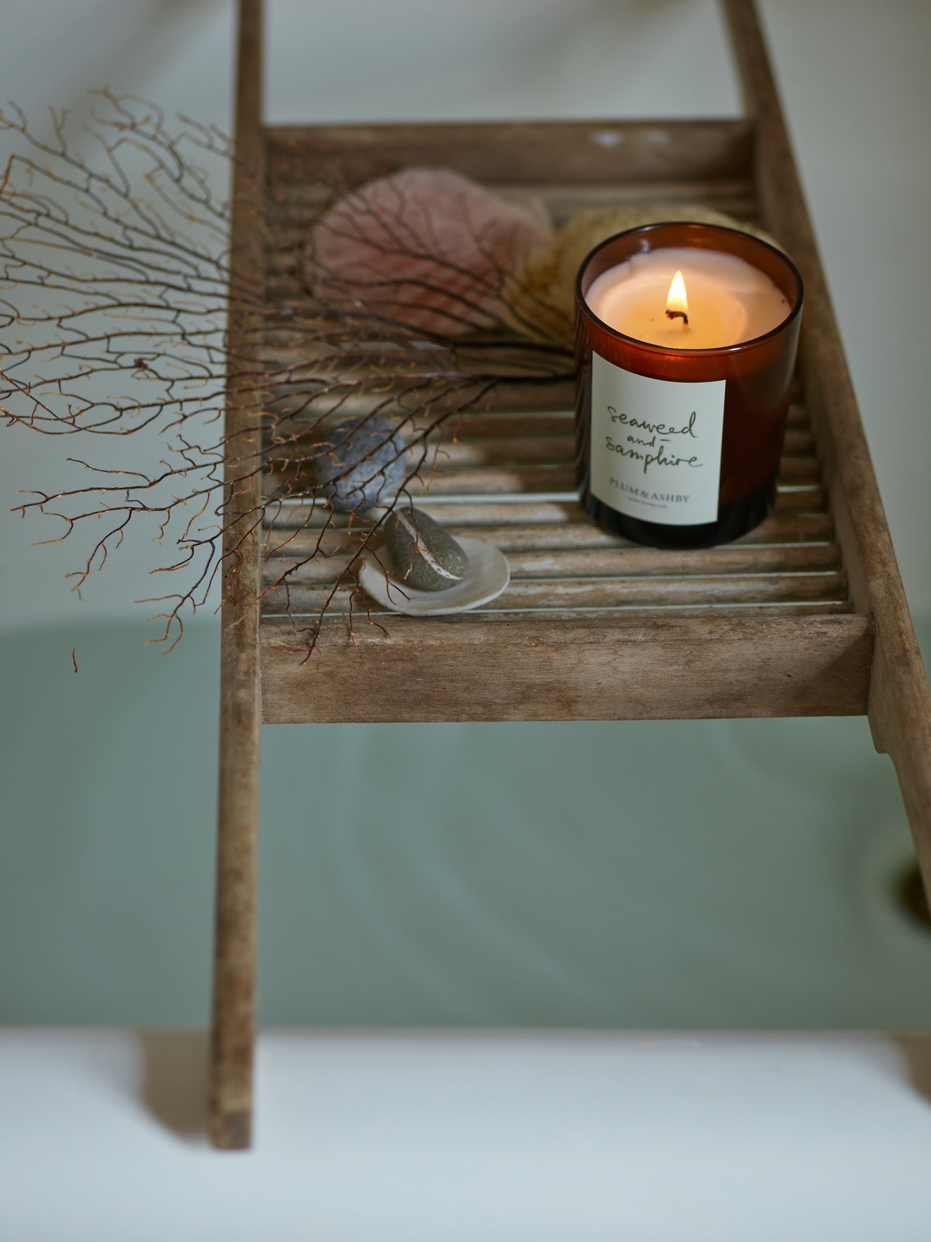 P & A Seaweed and Samphire 220g Candle