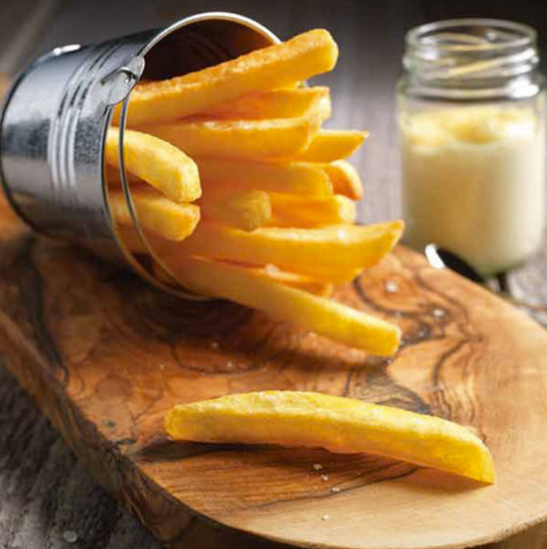 Chefs'Selections Straight Cut 10mm Fries  2.27kg