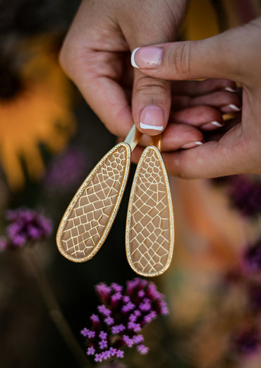 RW Evelyn - Stone Teardrop Honeycomb Hair Slides