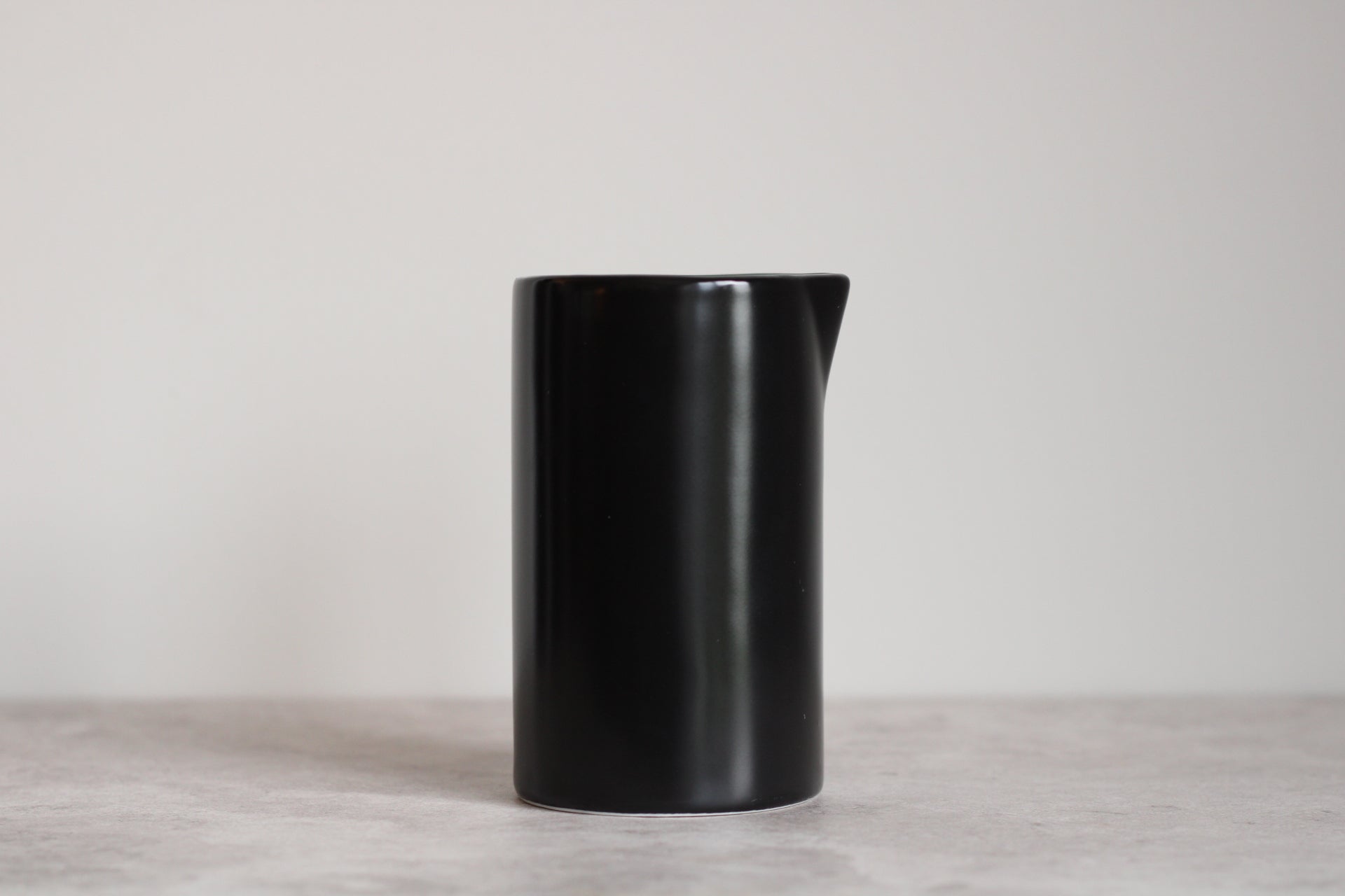 DD Blk Ceramic Jug Tall