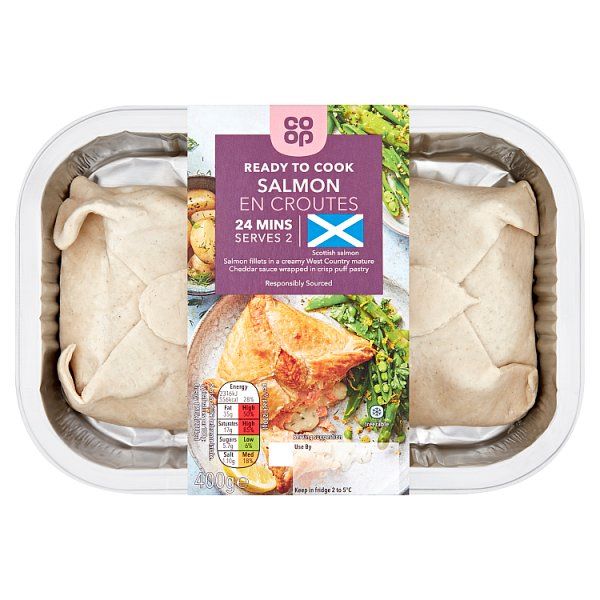 Co Op Salmon En Croute 388g